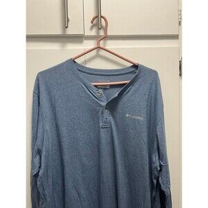 Columbia button down long sleeve shirt
